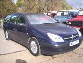 Click on this photo of the Citroen C5 LX 110 HDI ESTATE Turbo Diesel Estate Manual to enlarge... for sale at Diesel Centre Staplehurst - if this photo is missing try refreshing the page if the photo still doesn't appear this vehicle might be already sold - click the home button if you found this page via a search engine