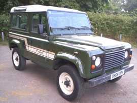 Click on this photo of the Land Rover Defender 90 2.5P County Station Wagon Manual to enlarge... for sale at Diesel Centre Staplehurst - if this photo is missing try refreshing the page if the photo still doesn't appear this vehicle might be already sold - click the home button if you found this page via a search engine
