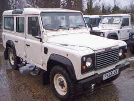 Click on this photo of the Land Rover Defender 110 TDi Station Wagon TDi 5 door Manual to enlarge... for sale at Diesel Centre Staplehurst - if this photo is missing try refreshing the page if the photo still doesn't appear this vehicle might be already sold - click the home button if you found this page via a search engine