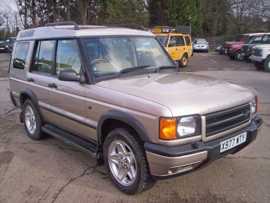 Click on this photo of the Land Rover Discovery TD5 ES Turbo Diesel 7-Seater Manual to enlarge... for sale at Diesel Centre Staplehurst - if this photo is missing try refreshing the page if the photo still doesn't appear this vehicle might be already sold - click the home button if you found this page via a search engine