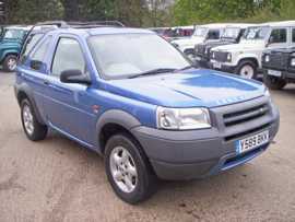 Click on this photo of the Land Rover Freelander 2.0 TD4 GS Hard Back Turbo Diesel 3 door Manual to enlarge... for sale at Diesel Centre Staplehurst - if this photo is missing try refreshing the page if the photo still doesn't appear this vehicle might be already sold - click the home button if you found this page via a search engine